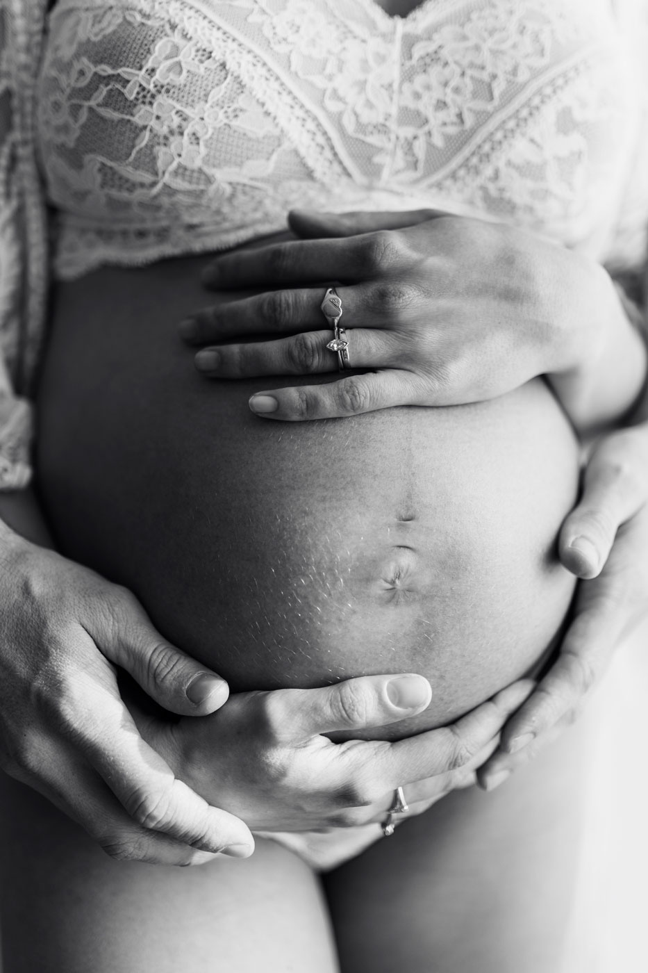Motherhood photographer in Poole