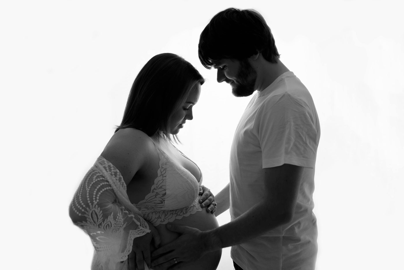 Pregnancy photographer for a couple in Dorset