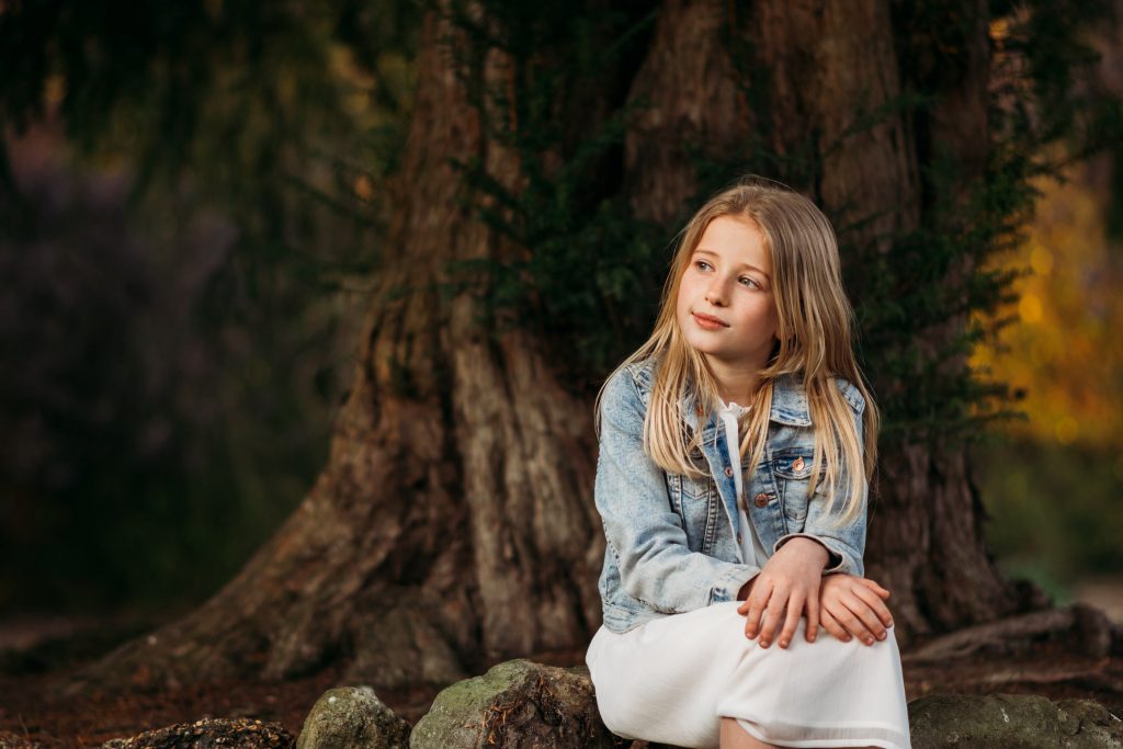 Dorset children photographer. Family session in the fields at Kingston Lacy